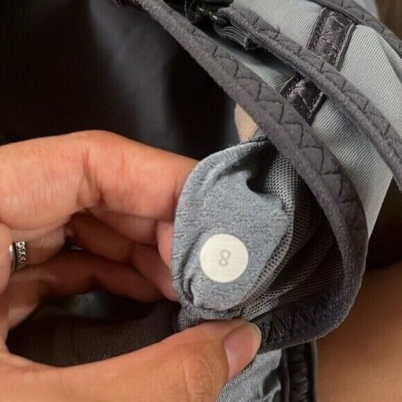 Lululemon Rehearsal Bra Tank Top Blurred Gray | Size 8 Strappy Cinch Hem - Picture 4 of 8